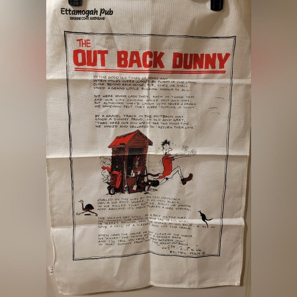 Vintage Ettamogah Pub "The Out Back Dunny" Souvenir Tea Towel Queensland